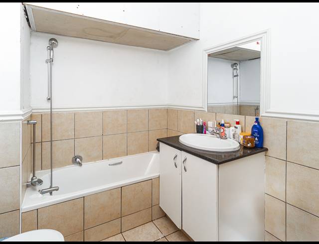 2 BEDROOM APARTMENT FOR SALE IN MORNINGSIDE